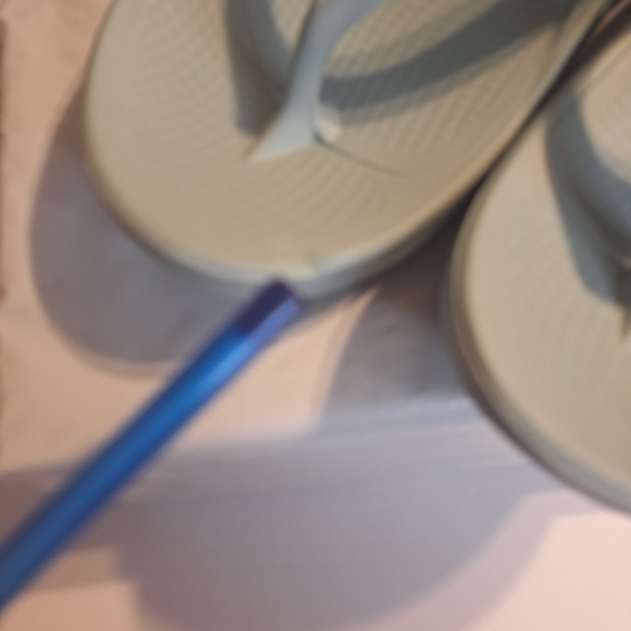 OOFOS Blue Flip Flops Thong Women's Sandals. Size 10 - Picture 8 of 11